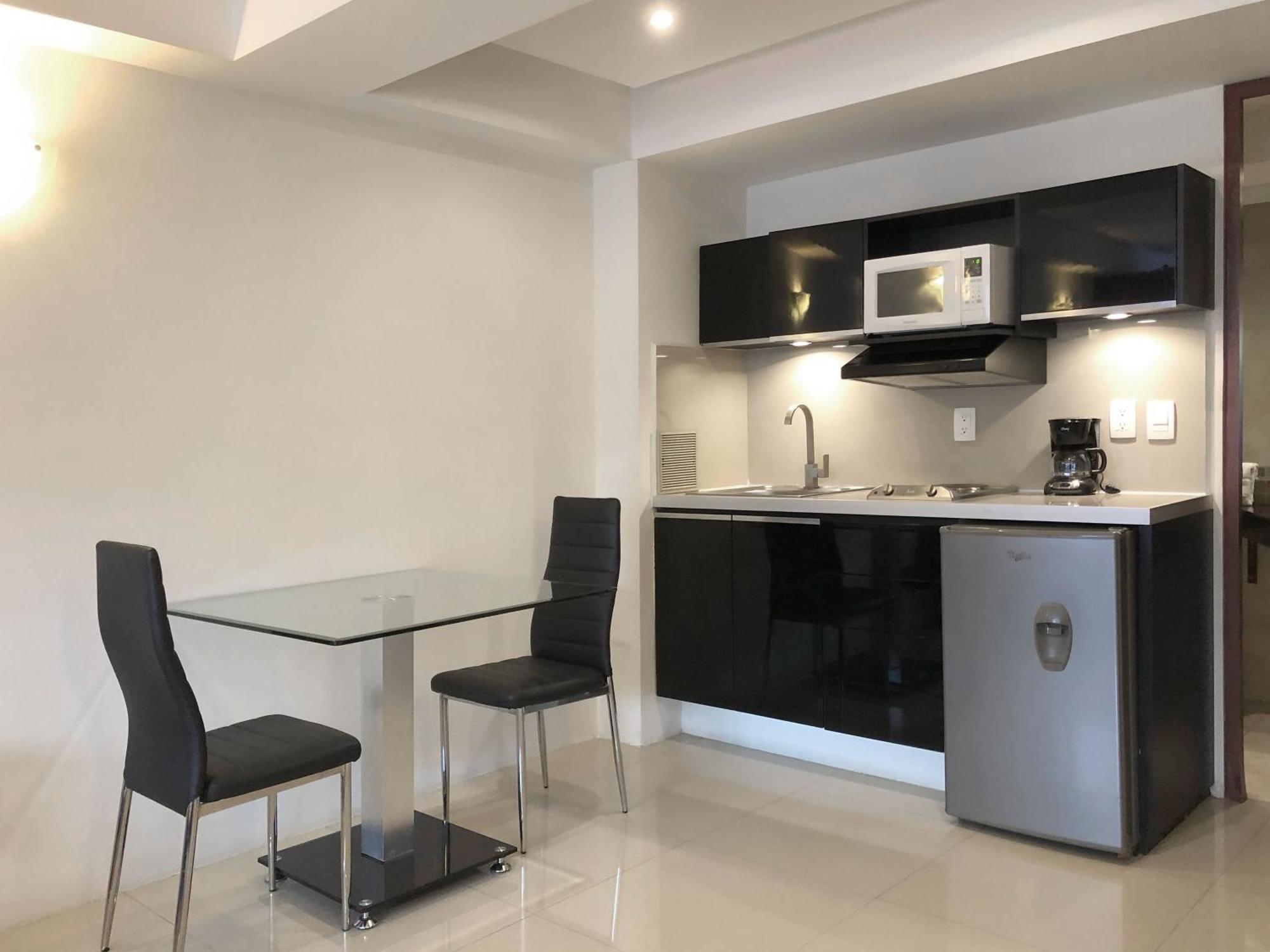 Suites Capri Reforma Angel 380 Мексико Сити Стая снимка